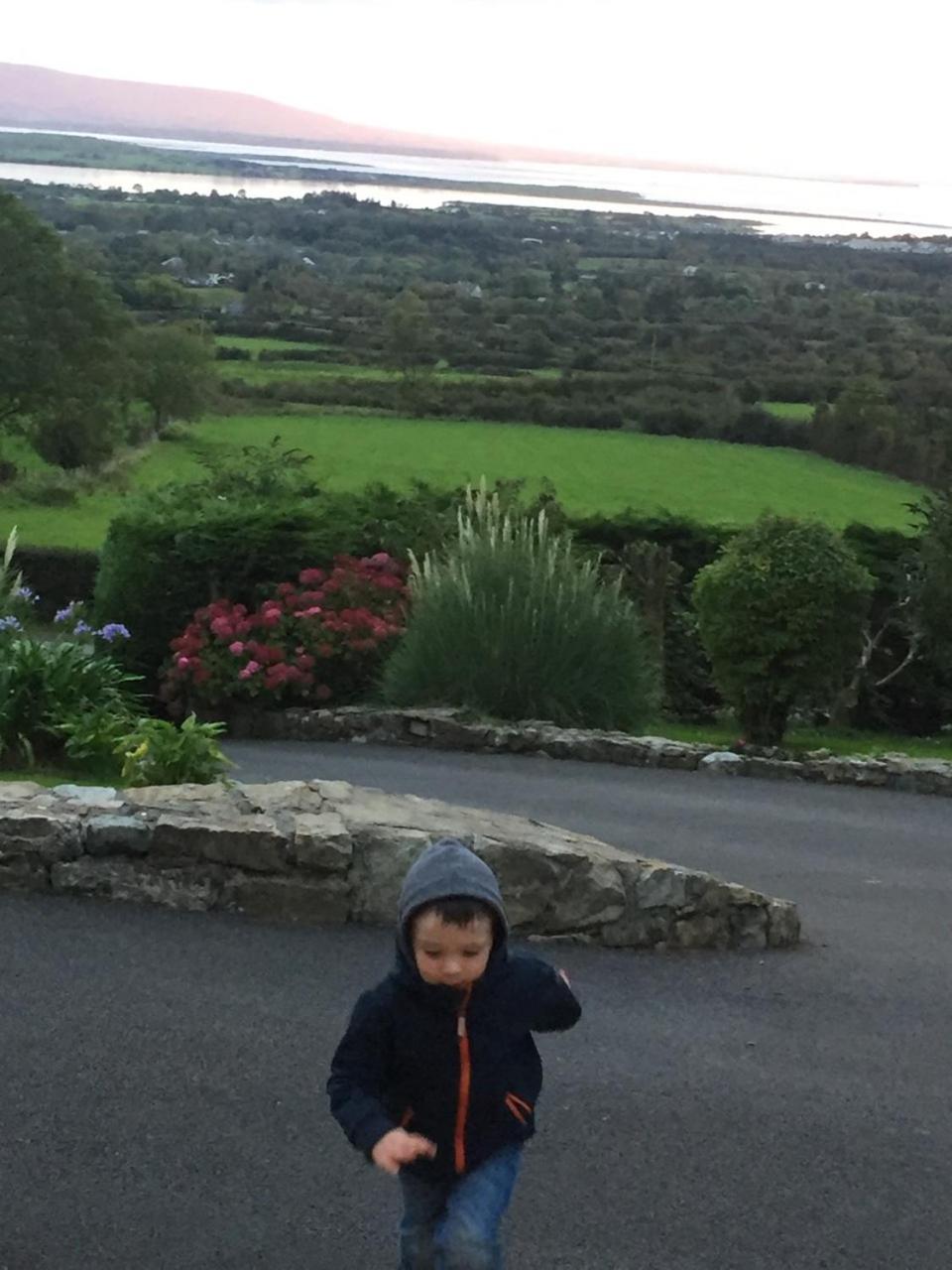 Drumcliff Benbulben Farmhouse B&B מראה חיצוני תמונה